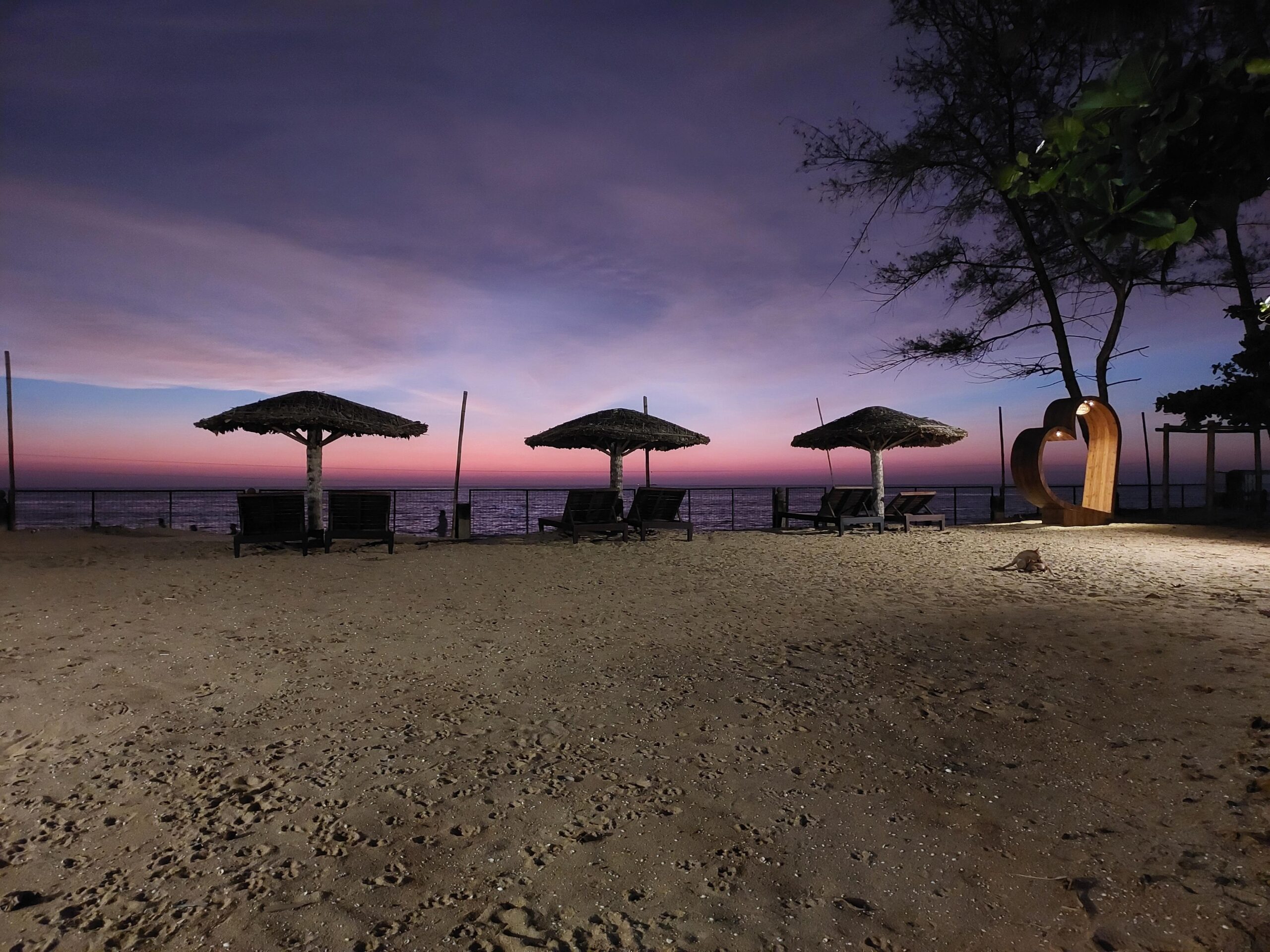 Cherai Natural Beach Resort in Kochi offering sea-view rooms near beautiful Cherai Beach