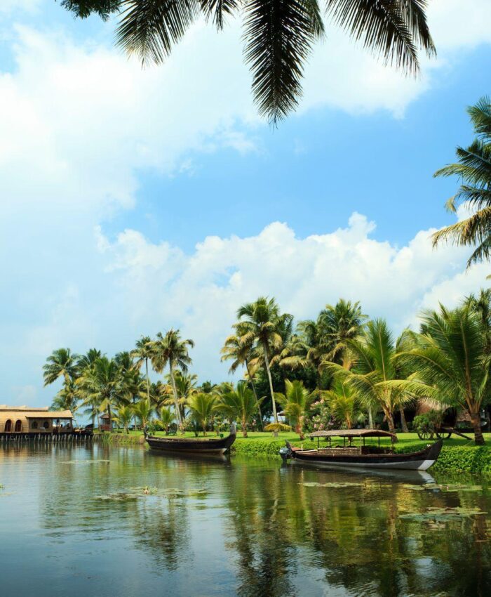 things to do in Kottayam, Kottayam travel guide, Kumarakom Kottayam, Vembanad Lake, Kottayam backwaters, Kottayam resorts, Kottayam hotels, tourist attractions in Kottayam, Kottayam Kerala tourism, Kottayam sightseeing, Kerala travel destinations